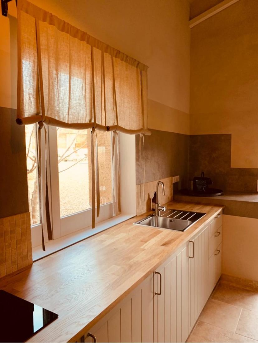 Le Vieux Portail Bed & Breakfast Saint-Saturnin-d'Apt Ngoại thất bức ảnh